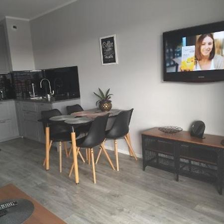 Apartament Przy Aquaparku W Redzie Rumia Esterno foto