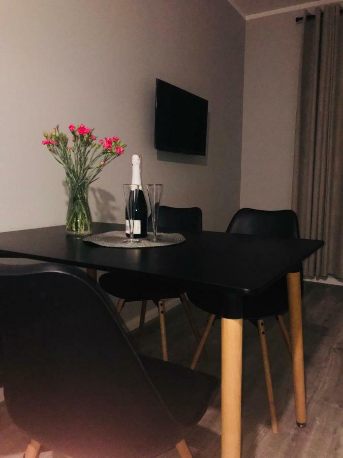 Apartament Przy Aquaparku W Redzie Rumia Esterno foto